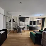 Creative & Luxury New Of Apartament Bucureşti