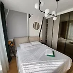 Creative & Luxury New Of Apartament
