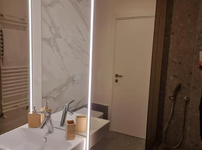 Creative & Luxury New Of Apartment