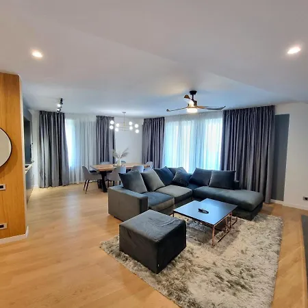 Apartman Creative & Luxury New Of *
