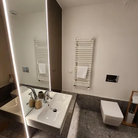 Creative & Luxury New Of