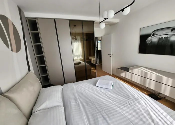 Creative & Luxury New Of