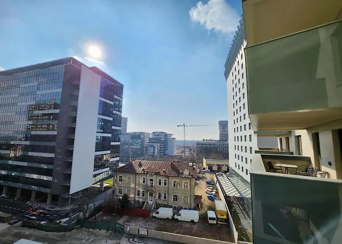 Creative & Luxury New Of * Bucureşti