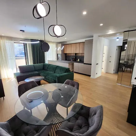 Creative & Luxury New Of * Bukurešť