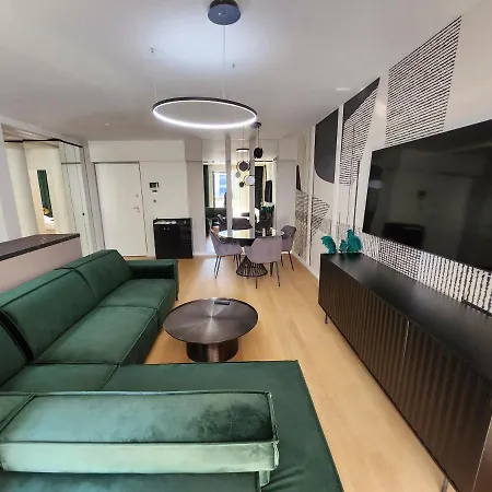 Creative & Luxury New Of * Bucharest