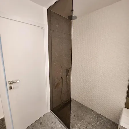 Creative & Luxury New Of Apartment Bucharest