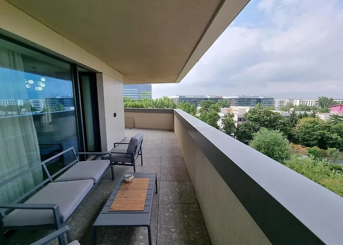 Creative & Luxury New Of Appartement