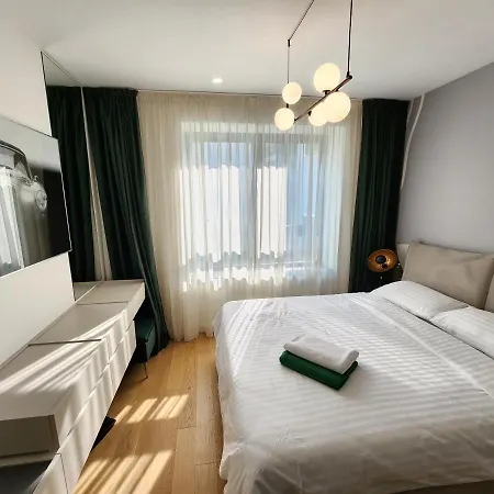 Creative & Luxury New Of *