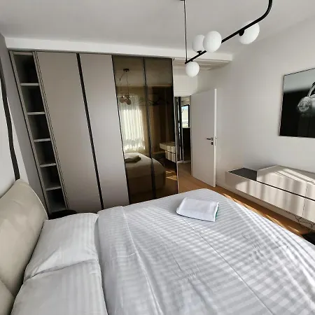 Creative & Luxury New Of